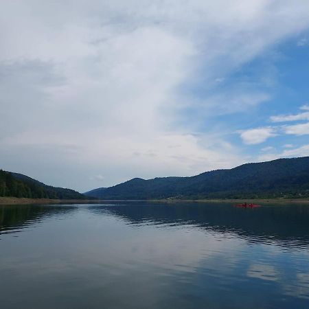 Vila Dom Piotrusiowka Nad Zalewem Klimkówka Exteriér fotografie