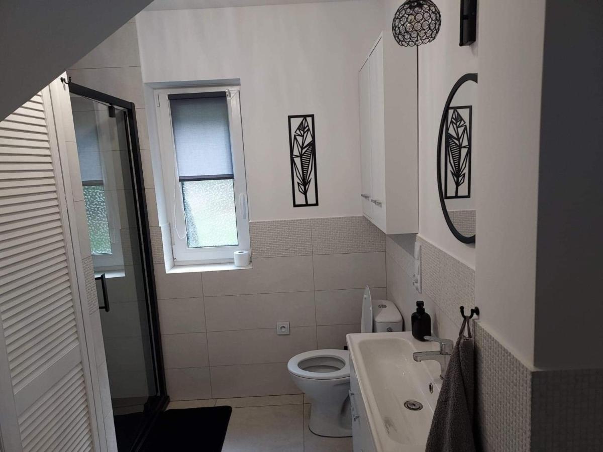 Vila Dom Piotrusiowka Nad Zalewem Klimkówka Exteriér fotografie