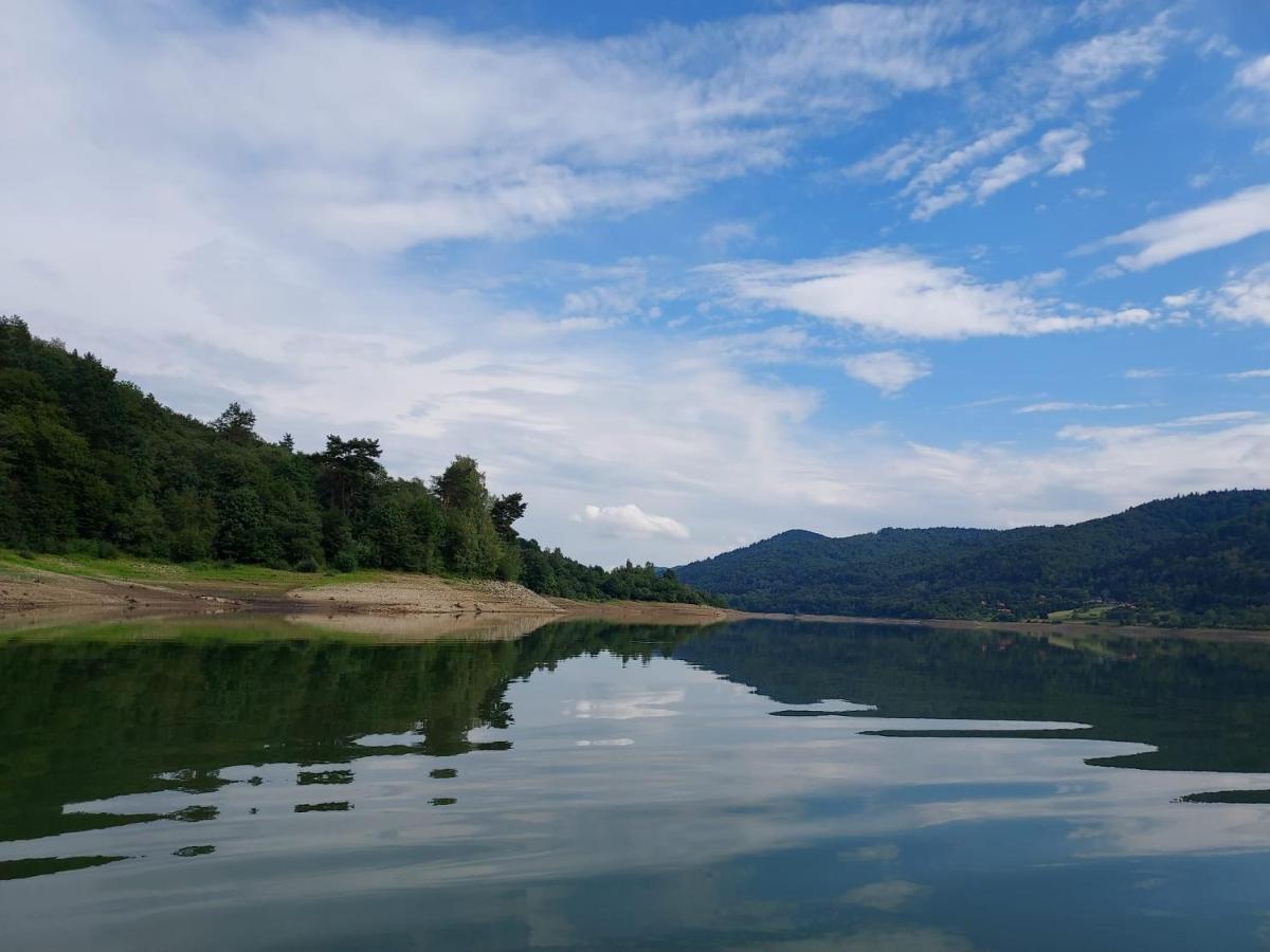 Vila Dom Piotrusiowka Nad Zalewem Klimkówka Exteriér fotografie